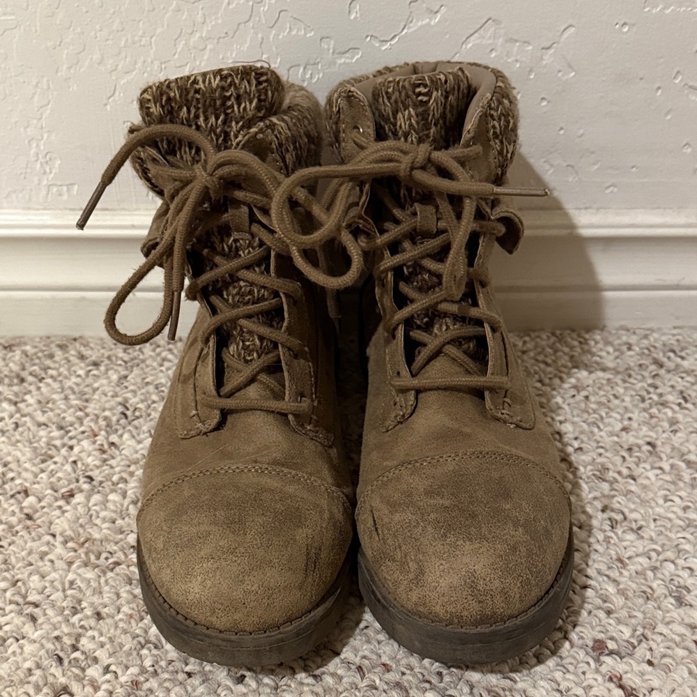 Faded Glory Fall Lace-Up Boots